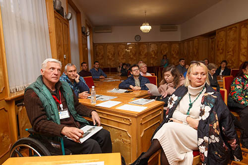 Круглий стіл "Право на працю для всіх" 