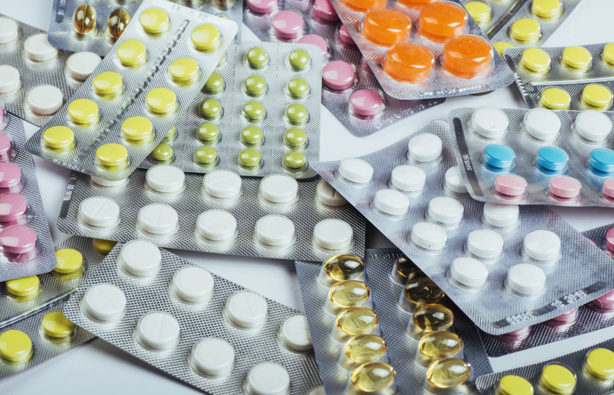 Доступ до ліків за кордоном: триває підготовка над можливістю транскордонного обміну е-даними