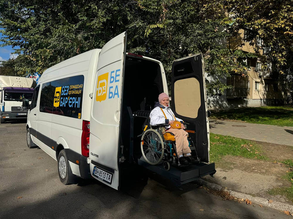 «Соціальне таксі» для людей з інвалідністю в Одесі